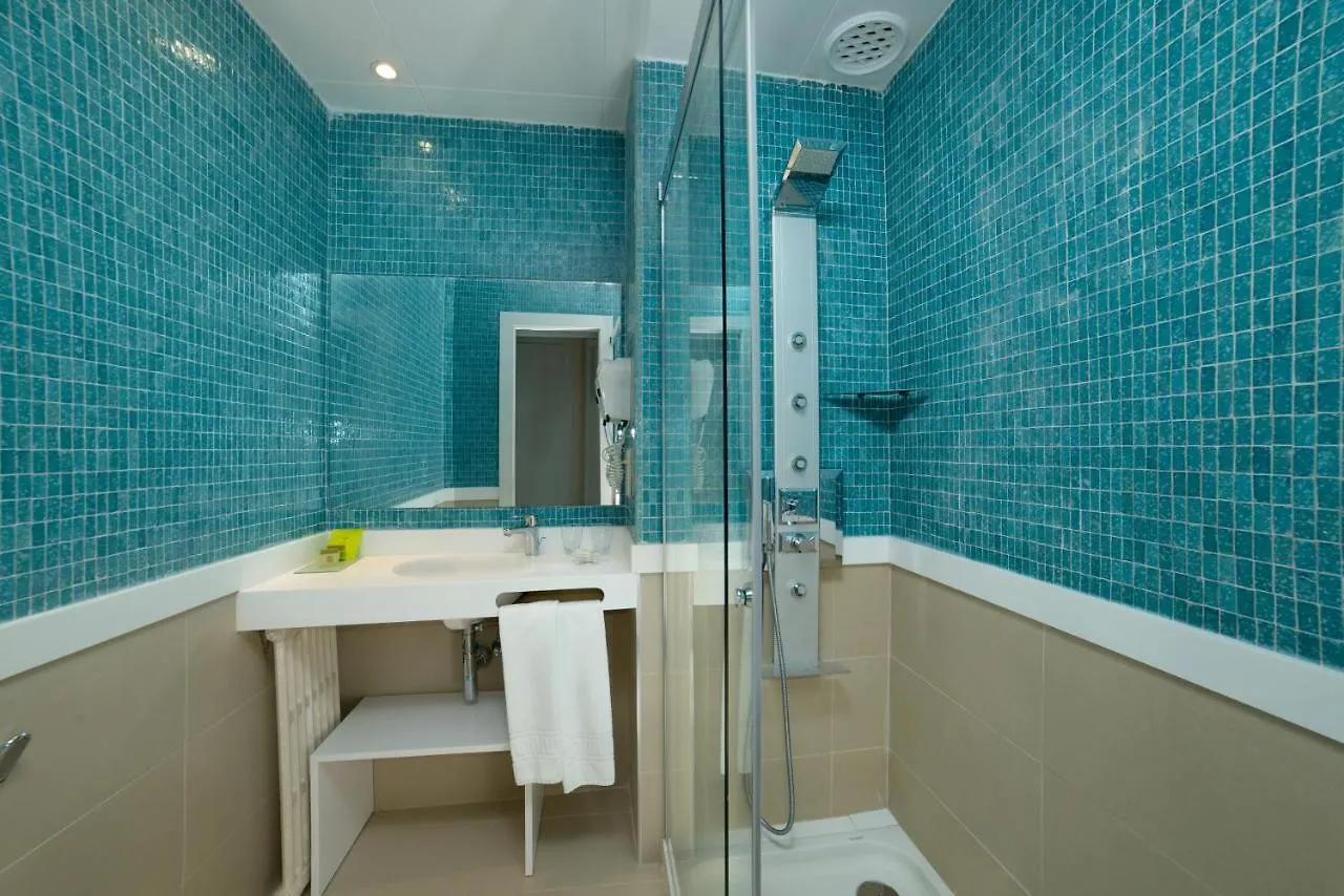 Hotel Capri Tossa de Mar 2*,  Spain