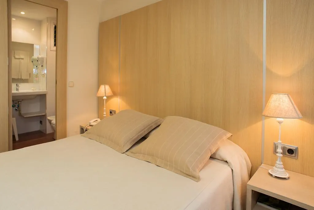 **  Hotel Capri Tossa de Mar Spain