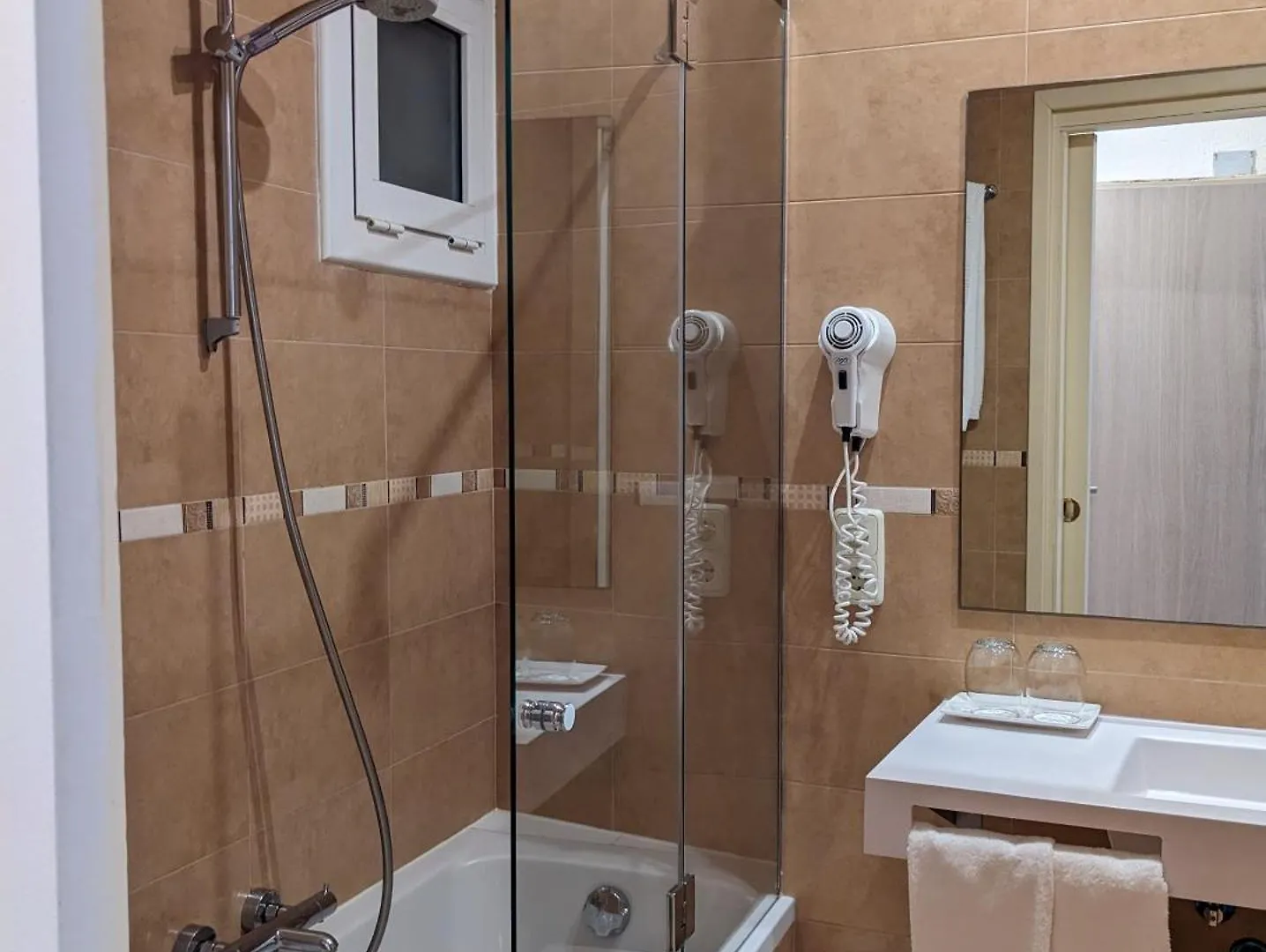 Hotel Capri Тосса-де-Мар