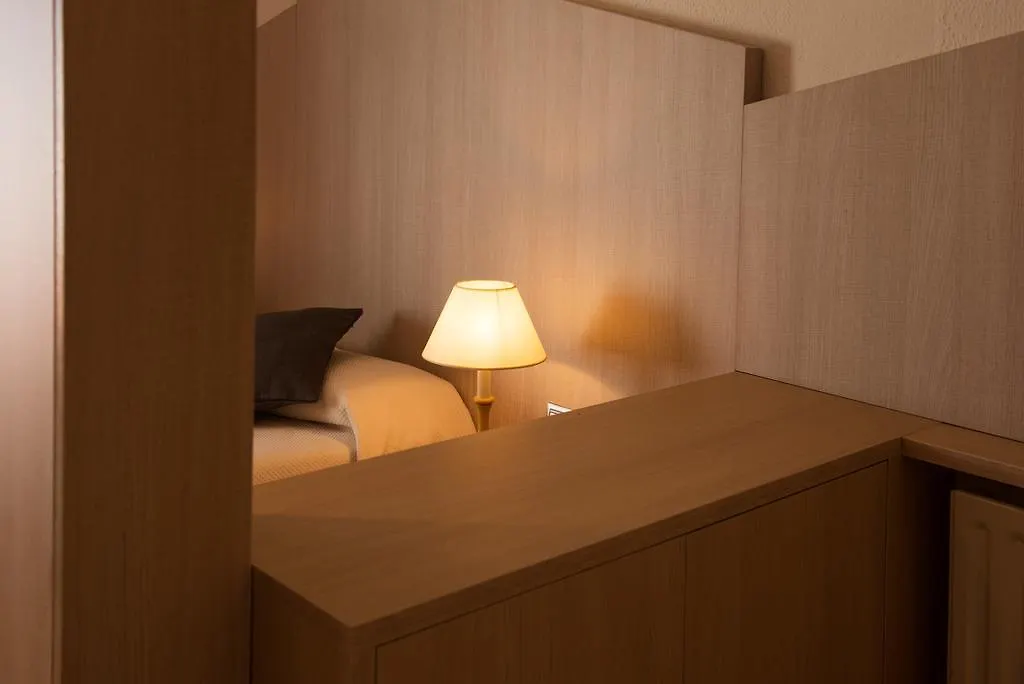 Hotel Capri Тосса-де-Мар